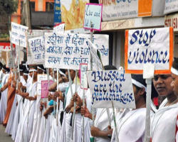 Image of The commission prepares an annual report on the status of religious freedom in nations around the world. While in India, they plan to focus on the state of Orissa in the east, the site of heightened persecution against Christians, and the state of Gujarat in the west, where Muslim faithful were persecuted in 2002. Both situations involved Hindu extremists.