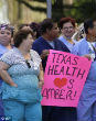 Image of Supporters of Nina Pham, the nurse who was infected with Ebola at Texas Health Presbyterian hospital.